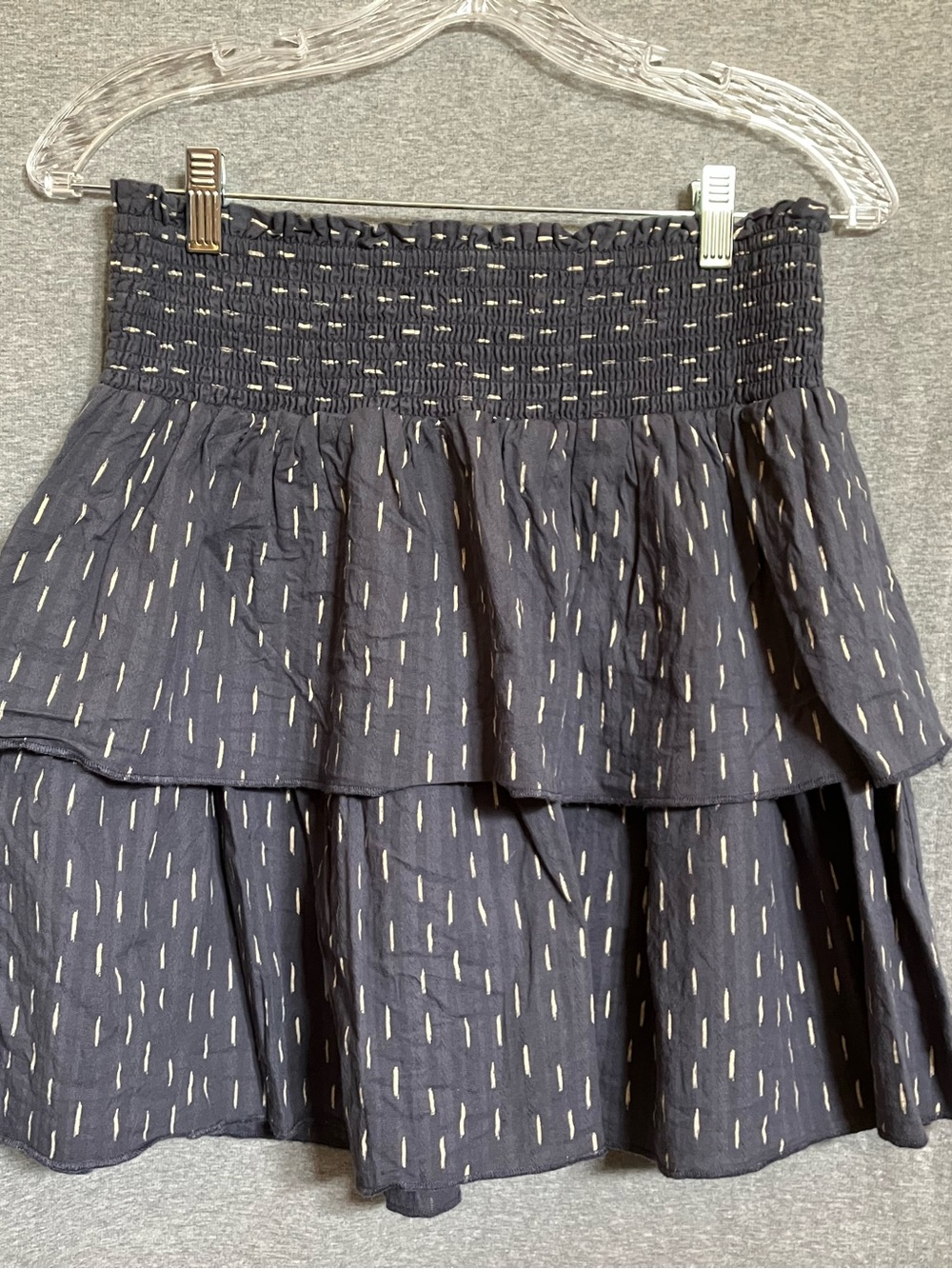Universal Threads Tiered Mini Skirt Elastic Waist Ruffles Women's Size Medium